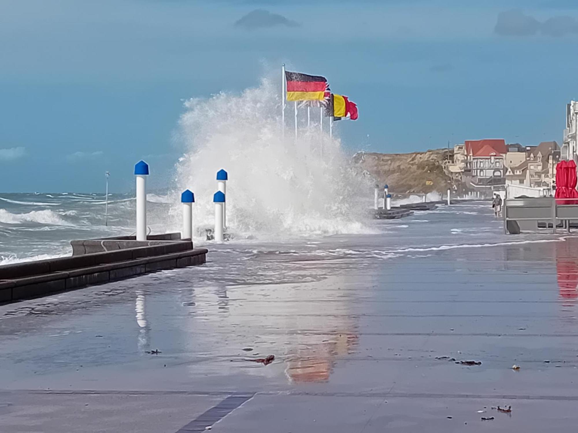Thalassa Одресел Екстериор снимка